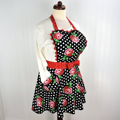 Retro 50s Twirly Skirt Apron (Polka Dots & Roses on black) heart-shaped bib, flirty photo prop, ready to ship gift for her