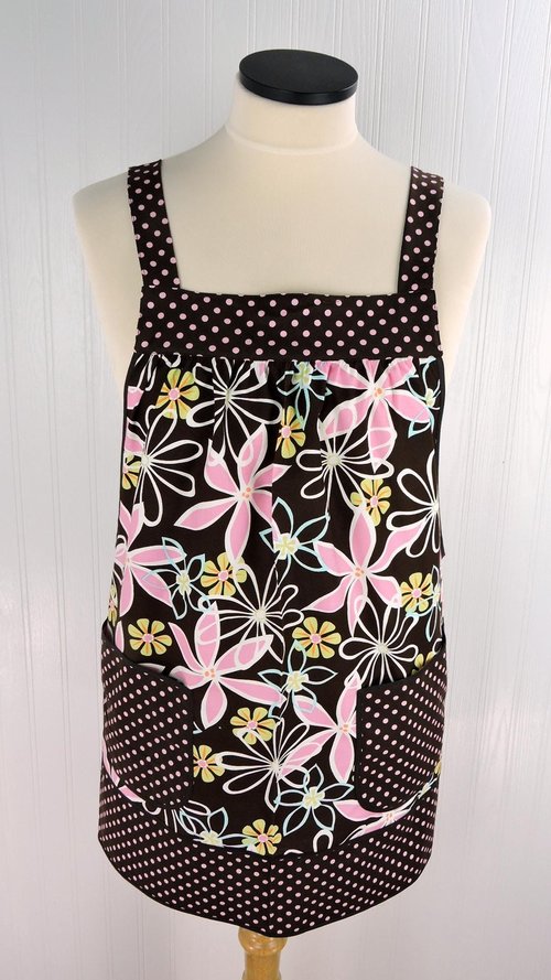 Daisy Dreams Pinafore with no ties (straps go straight over shoulders) relaxed fit smock with pockets, fits L/XL/2X, ready to ship now