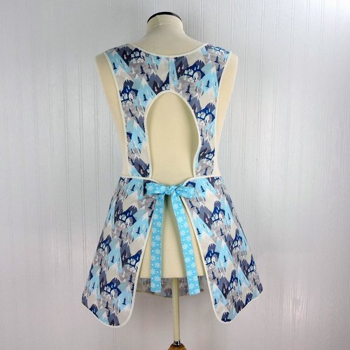 Winter Towne 50s Smock Apron with kangaroo pocket, relaxed fit with no neck ties (H-back apron) fits sizes large or X-large, ready to ship