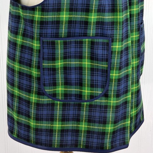 Totally Tartan Plaid Pinafore with no tie, relaxed fit smock with pockets, holiday apron for baking OR hosting, fits L/XL/2X, ready to ship