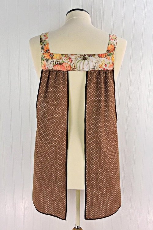 Harvest Pumpkins Scrapbuster Pinafore with no ties, relaxed fit smock with pockets, fall apron, Susan Winget Harvest fabric, SHIPS FAST