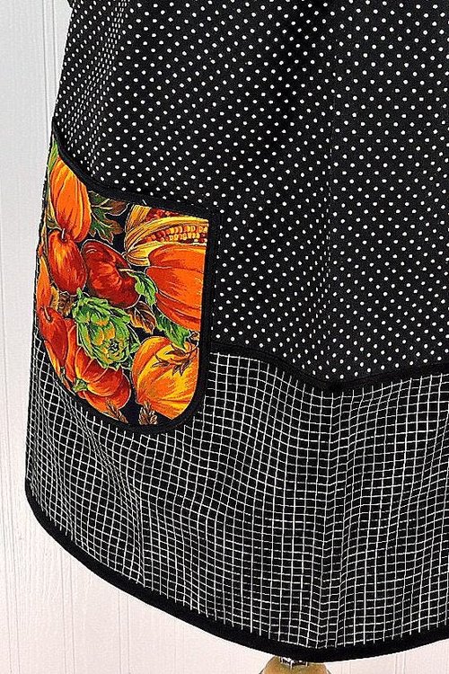Bountiful Harvest Scrapbuster Pinafore with no ties (straps go straight over the shoulders) relaxed fit smock with pockets L/XL/2X ships now