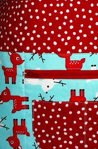 Christmas Vendor Apron with zipper pocket, Jingle Deer 6 pocket apron, Holiday Teacher, Waitress, Daycare Apron
