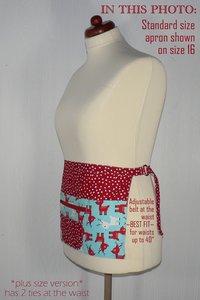 Christmas Vendor Apron with zipper pocket, Jingle Deer 6 pocket apron, Holiday Teacher, Waitress, Daycare Apron