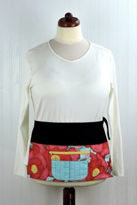Worn Poppies Multi-Pocket Apron with money pocket for vendors; teachers; servers; delightful ready to ship teacher gift