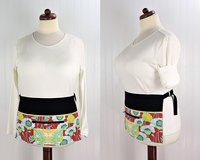 Pristine Poppy Multi-Pocket Apron for teachers, vendors, photographers, servers includes zipper money pocket 2 sizes