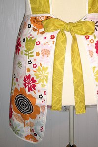 SHIPS FAST~ Matilda Floral 50s Style Smock Apron, relaxed fit apron (H back style doesn't touch neck) Standard Size fits L/XL ready to ship