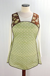 SHIPS FAST~ Grandma's House 50s Style Smock Apron, comfortable relaxed fit apron (H back style doesn't touch neck) last one fits L/XL