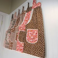 Indian Summer Brown Daisies Pinafore, lovely hostess apron, relaxed fit smock with pockets fits L/XL/2X, ready to ship