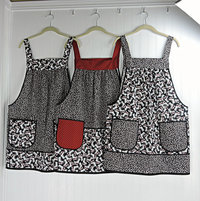 Retro Roller Skates Pinafore Apron with no ties, relaxed fit smock with pockets, fun hostess apron fits L/XL/2X, ready to ship now
