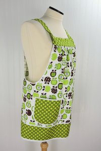 Green Apples Pinafore Apron with no ties, relaxed fit smock with pockets, standard size fits L-XL-2X, SHIPS FAST