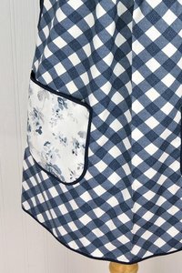 Tranquility Rose Trellis Pinafore with no ties (straps go straight over the shoulders) blue & white smock with pockets ready to ship L/XL/2X