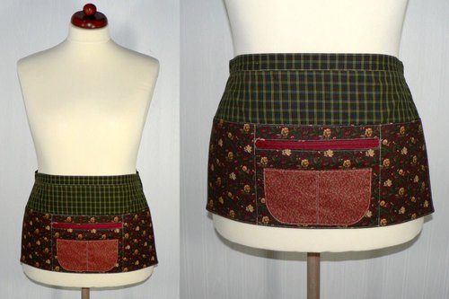 SHIPS FAST~ Country Christmas Multi-Pocket Apron great for servers; vendors; teachers; event planners, Ready to Ship fits waists up to 40"