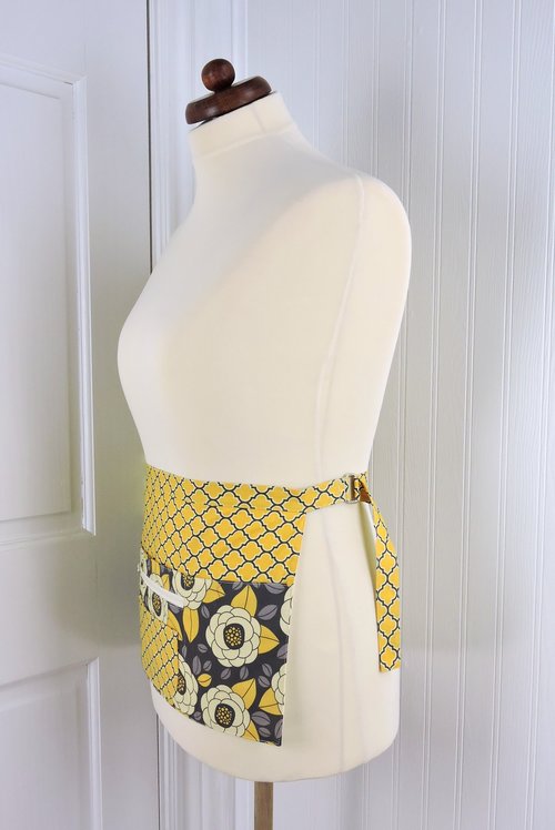 Granite Bloom Multi-Pocket Apron with zipper pocket fits waists up to 40 inches, delightful gift for her, ready to ship