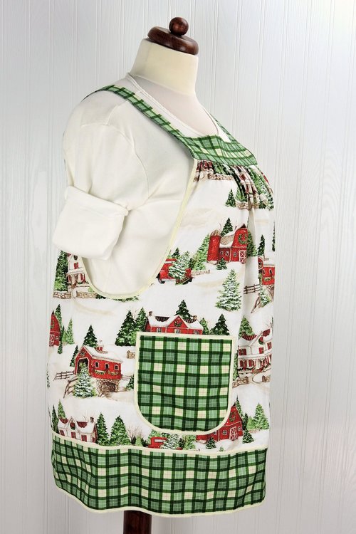 Evergreen Farm Pinafore with no ties, relaxed fit smock with pockets, Snowy Winter Scene Apron, handmade after order
