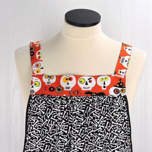 SHIPS FAST~ Bonehead Halloween Pinafore Apron with no ties, relaxed fit smock with pockets, skulls + bones apron fits L/XL/2X, Ready to Ship