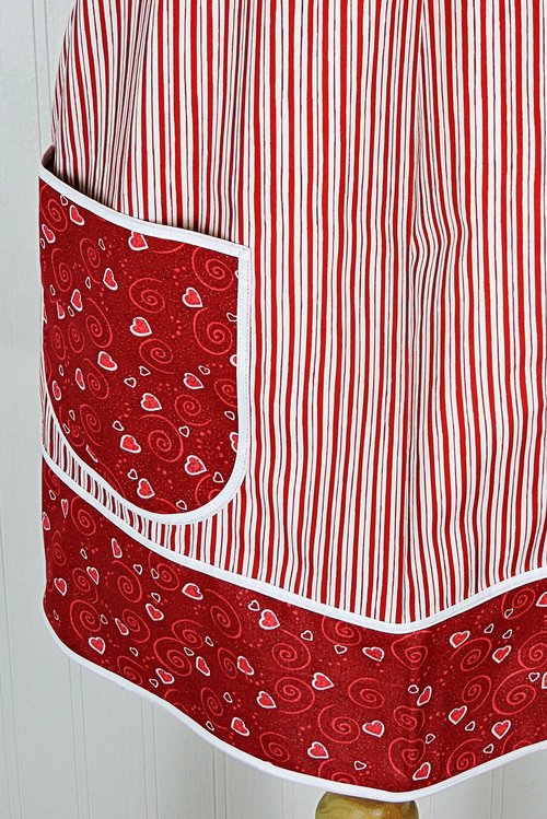 Red Stripe Valentine Pinafore with no ties, relaxed fit smock with pockets, standard size Red Heart Apron L/XL/2X, Ready to Ship