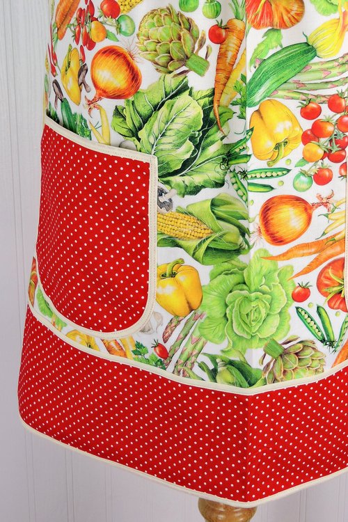Veggie Patch Pinafore with no ties, relaxed fit smock with pockets, garden harvest kitchen apron, 3 sizes made to order, XS to 5X plus size