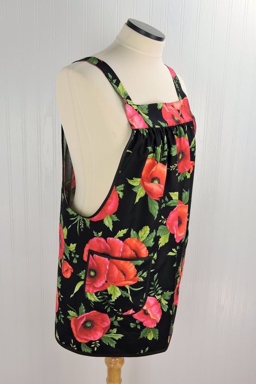 SHIPS FAST Poppy Panache on black Pinafore Apron, relaxed fit smock with pockets fits L/XL/2X, pretty kitchen apron, ready to ship