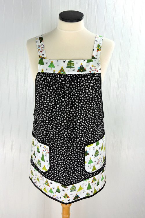 SHIPS FAST Snowflakes and Christmas Trees Pinafore with no ties, relaxed fit smock with pockets fits L/XL/2X, one of a kind holiday apron