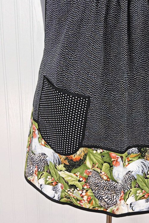 Larger Rooster SCRAPBUSTER Pinafore Apron with no ties, relaxed fit smock with pockets, farmhouse kitchen apron, ready to ship fits 3X/4X/5X