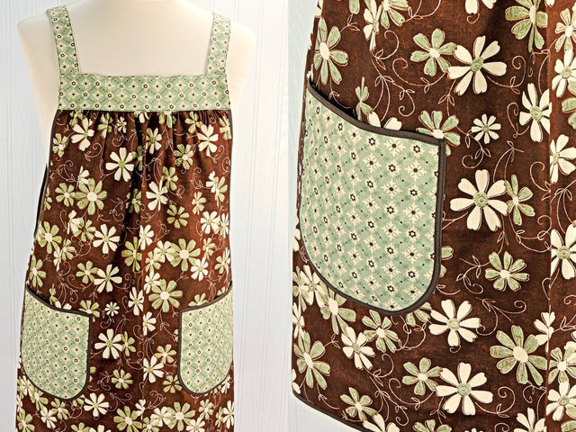 SHIPS FAST~ Grandma's House Pinafore Apron with no ties, relaxed fit smock with pockets, standard size fits L-XL-2X, ready to ship