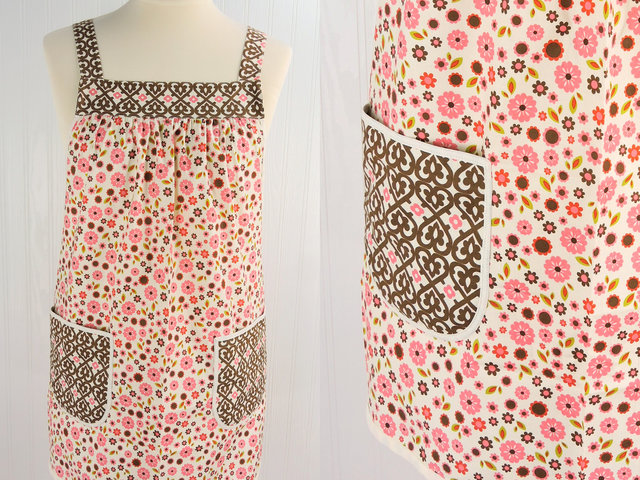 SHIPS FAST~ Indian Summer Cream Floral Pinafore, retro hostess apron, relaxed fit smock with pockets fits L/XL/2X, ready to ship